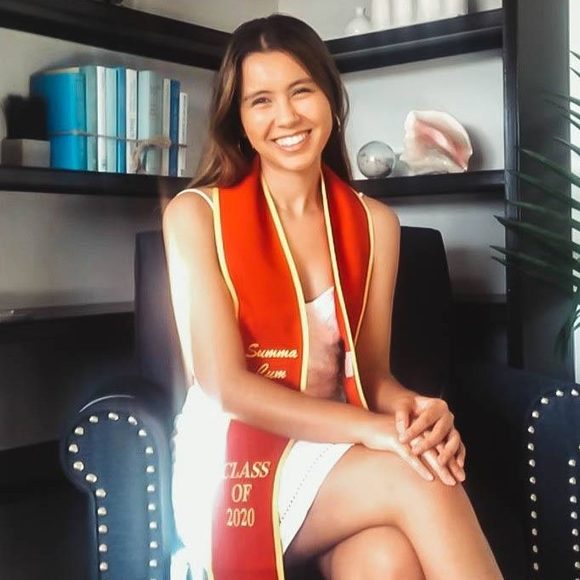 Meet your Posher, Porschia - Picture 1 of 1